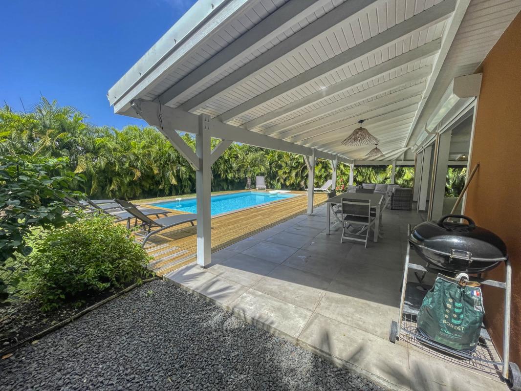 6-Location villa piscine Saint François Guadeloupe_terrasse